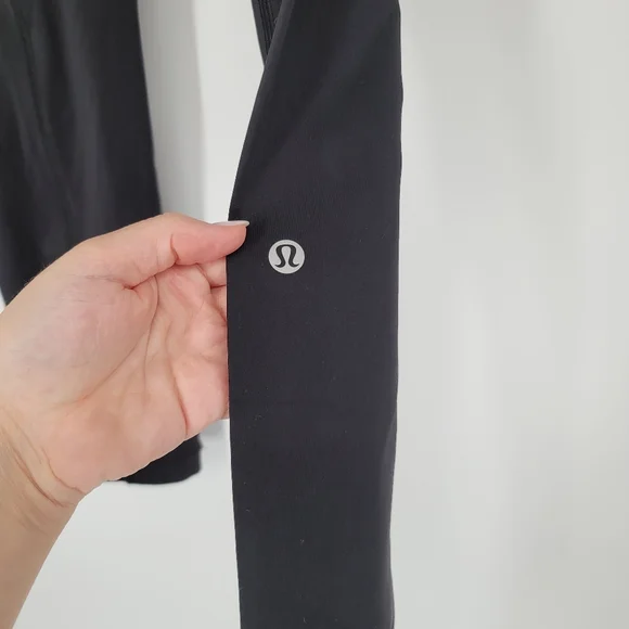 Lululemon Fast & Free 7/8 Tight II Nulux 25" Black Leggings Size 4 - Picture 3 of 5